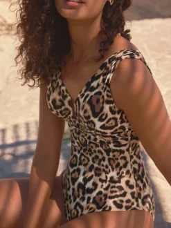 Next - Maillot de bain plongeant et galbant avec contrôle du ventre animal Clearance