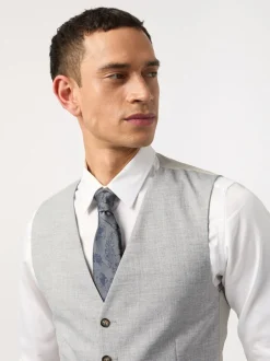 Antique Rogue Montrose Pale Gilet Clearance