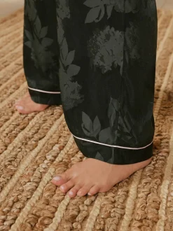 B by Ted Baker Pyjamas caraco Noir Fleuri en jacquard New