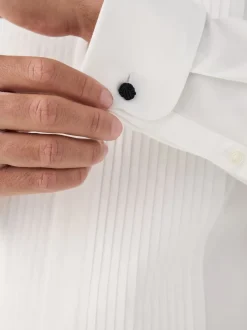 Next Blanc - Ajustement régulier - Chemise robe à plastron plissé et double poignet Sale