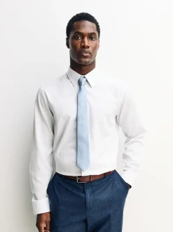 Next Blanc - Ajustement régulier - Chemise habillée texturée à manches longues avec bordure Clearance