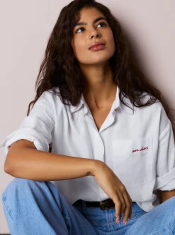 Next Blanc - Chemise raccourcie décontractée à manches longues avec broderie de poche Online