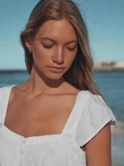 Next Blanc - Haut boutonné à manches évasées avec lin Hot