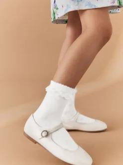 Next Blanc - Lot de 2 chaussettes en coton riche Cœur Volants New