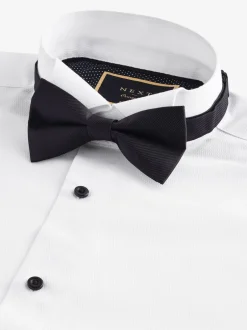 Next Blanc - Slim Fit (Slim Fit) - Coupe ajustée Single Cuff Chemises With Col cassé And Nœud papillon Lot Hot