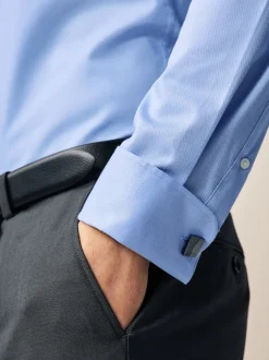 Next Bleu - Slim Fit (Slim Fit) - Chemises de nuit texturées à double poignet et d'entretien facile Discount