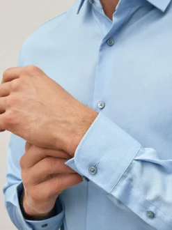 Next - Slim Fit (Slim Fit) - Chemise élégante texturée facile d’entretien à poignets simples Bleu