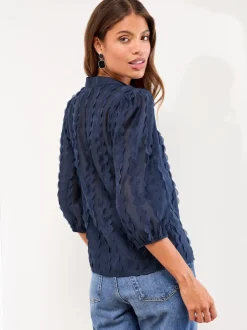 Lipsy Bleu marine - Chemise à manches courtes à col grand-père en tissu 3D New