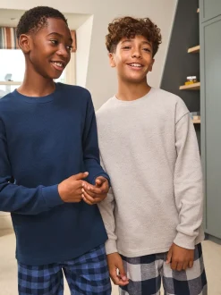 Next - Lot de 2 pyjamas en tissu à carreaux à manches longues (3-16ans) Bleu/Gris Outlet