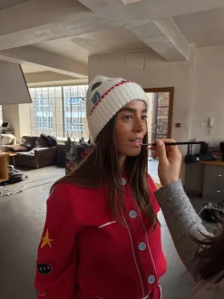 Never Fully Dressed Bonnet brodé Best