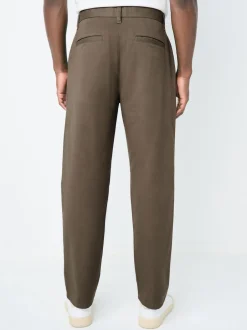 Next - Coupe fuselée régulière - Pantalon chino stretch Brun clair Clearance