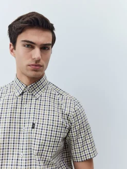 Next - Chemise Oxford Easy Iron boutonnée à manches courtes Carreaux Vichy bleu marine/neutre New