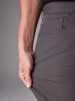 Next - Straight Fit Classic Jeans extensibles charbon de bois Sale