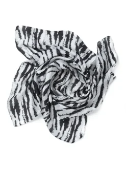 Aela Écharpe noire à imprimé zèbre New