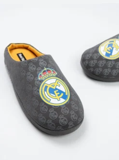 Vanilla Underground Chaussons Real Madrid à logo Discount