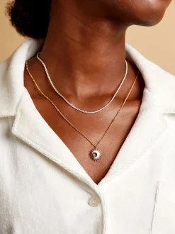 Estella Bartlett Collier avec soleil Hot