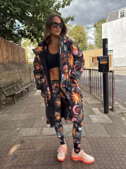 Never Fully Dressed Corrazon bleu marine - Peignoir avec doublure en imitation peau de mouton Sale