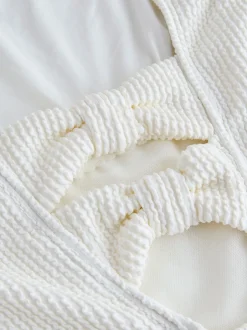 Next Crème froissée - Maillot de bain Nœud à encolure dégagée avec contrôle du ventre Clearance