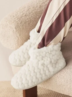 Next écru - Chaussons chaussons cœur en fausse fourrure Outlet