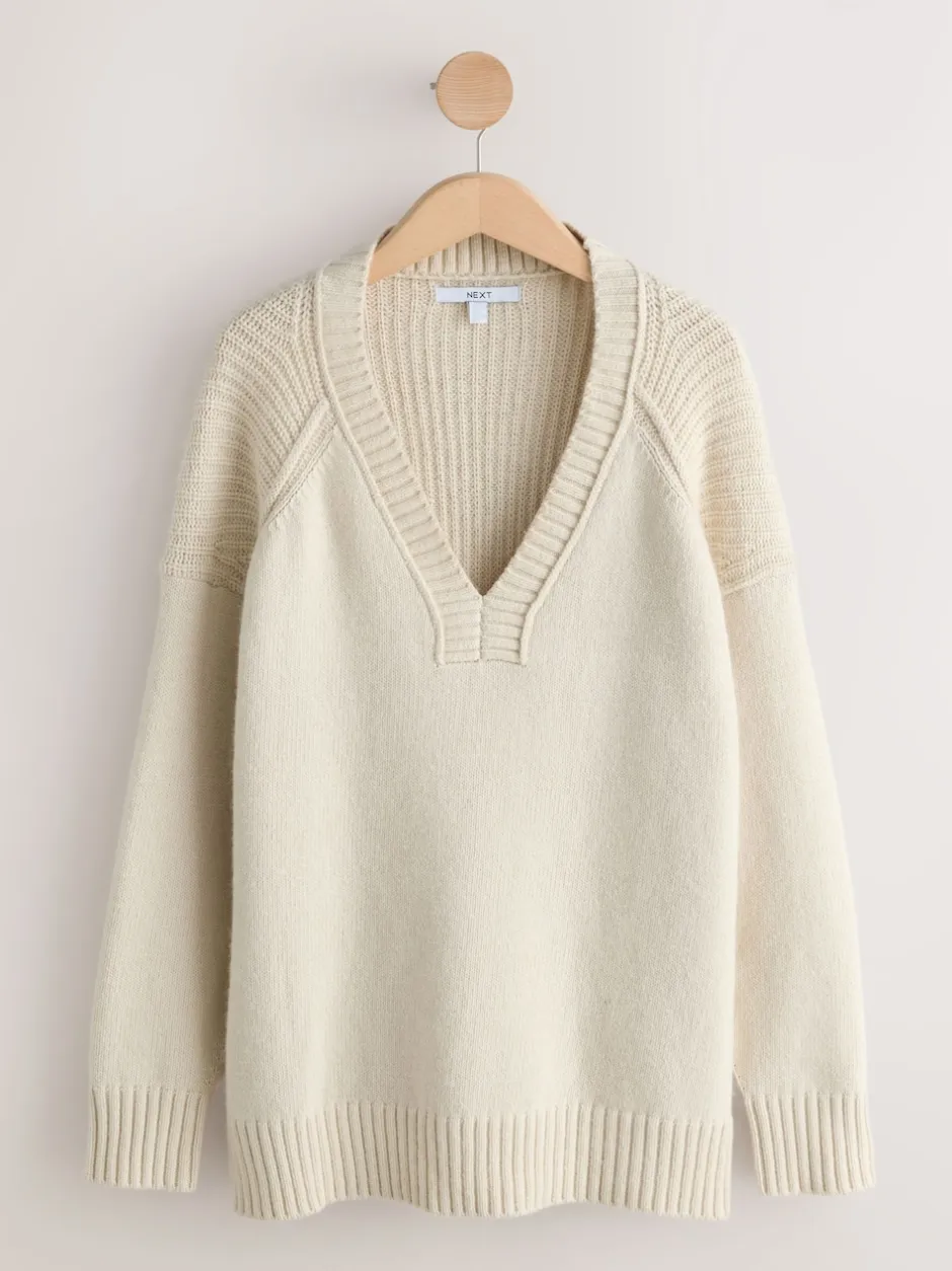 Next écru - Pull long à col en V en coton et laine mélangés Sale