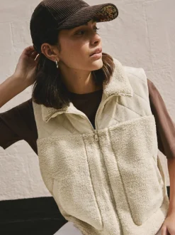 Next écru - Veste zippée en velours côtelé en mélange de borg