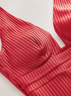 Next - Maillot de bain plongeant et galbant avec contrôle du ventre Côtes rouges Sale