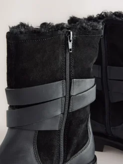 Next Cuir huilé noir - Bottines Forever Comfort® à boucle doublées de peau de mouton Online