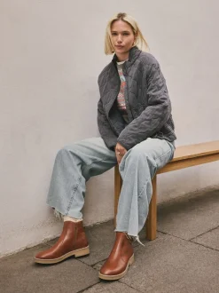 Next Cuir marron fauve - Bottes Forever Comfort® doublées de fausse fourrure avec boucle Discount