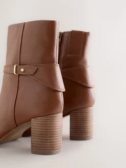 Next Cuir marron fauve - Bottines Forever Comfort® à pièces métalliques Outlet