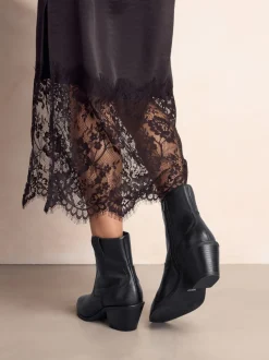 Next Cuir noir - Bottines cowboy à talons carrés Hot