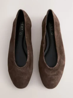 Next - Ballerines bout rond en cuir Daim marron chocolat New