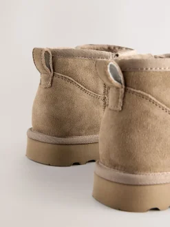 Next Daim taupe neutre - Bottes en fausse fourrure déperlantes Sale