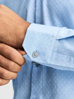 Next - Chemise habillée à manches longues en coton extensible Dobby bleu Hot