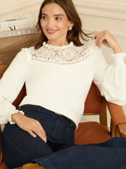Love & Roses Empiècement en dentelle blanche - Pull en maille Online