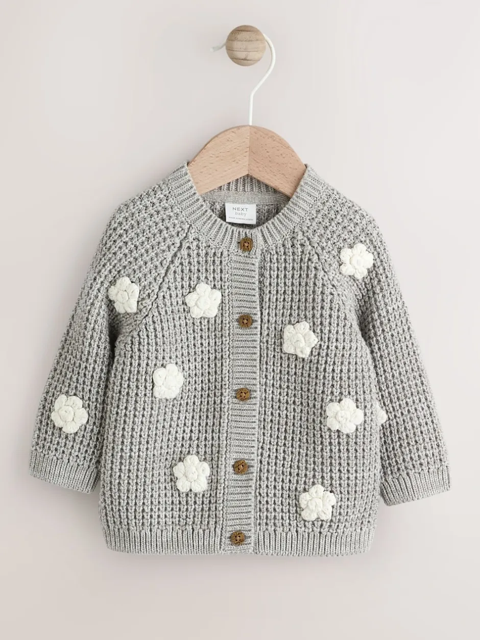 Next Fleurs grises au crochet - Cardigan tricoté pour bébé (0mths-3yrs)