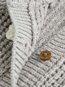 Next Fleurs grises au crochet - Cardigan tricoté pour bébé (0mths-3yrs)