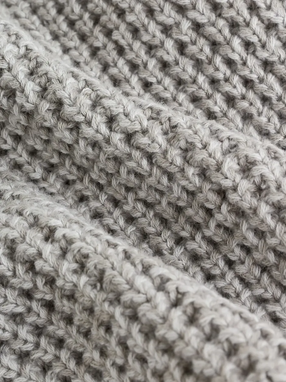 Next Fleurs grises au crochet - Cardigan tricoté pour bébé (0mths-3yrs)