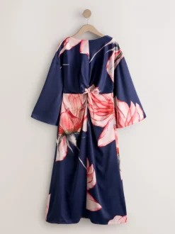 Next Floral de marine - Robe longue en satin à manches longues torsadée sur le devant