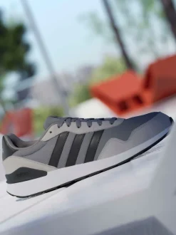 adidas - Exécuter 60s 4.0 Formateurs Gris Online