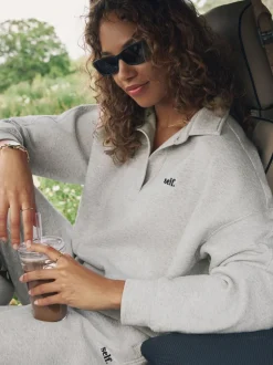 self. Gris - soi-même. Sweat de rugby Hot