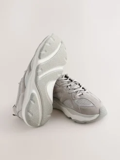 Next Gris - Tapis de couloir avec bordure en daim Outlet