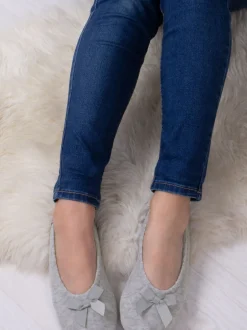 Totes Gris - Isotoner Terry Ballet chaussons à nœud Sale