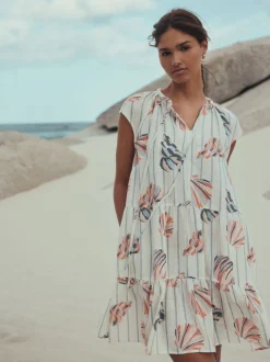 Next Imprimé coquillages Bleu/Rose - Robe courte à superpositions et col en V en lin Discount