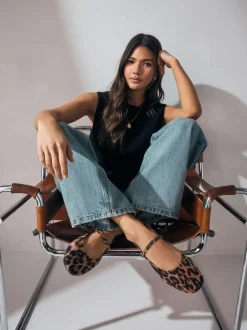 Next Imprimé Léopard - Chaussures Mary Jane à bout rond Clearance