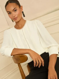 Love & Roses ivoire - Chemisier à manches festonnées 3/4 New