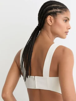 Reiss ivoire - Robe mi-longue Dina en sergé à découpe à la taille
