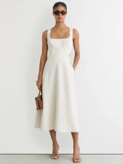 Reiss ivoire - Robe mi-longue Dina en sergé à découpe à la taille