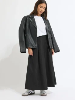 PixieGirl Petite Jupe mi-longue plissée Sale