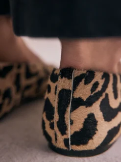 Next Léopard - Ballerines bout rond en cuir Sale