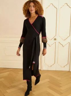 Love & Roses Robe mi-longue en maille à col en V